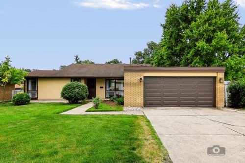 5595 155th Street, Oak Forest, IL, 60452 | Card Image