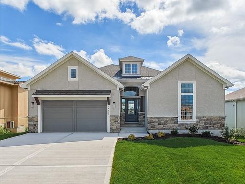 16979 S Cheshire St, Olathe, KS, 66062-7817 | Card Image