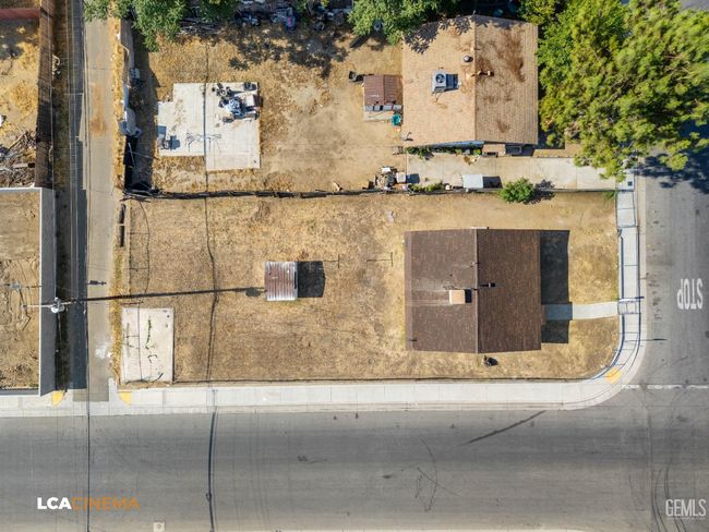 145 Kincaid St, House other with 2 bedrooms, 1 bathrooms and null parking in Bakersfield CA | Image 9