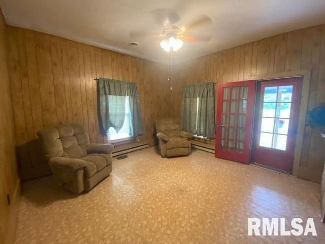 1072 Creal Springs Rd, House other with 2 bedrooms, 2 bathrooms and null parking in Creal Springs IL | Image 20