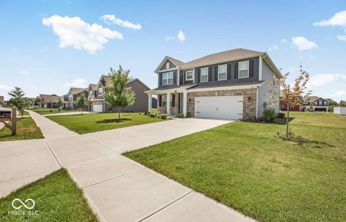 2368 Pine Valley Dr, Plainfield, IN, 46168-5013 | Card Image