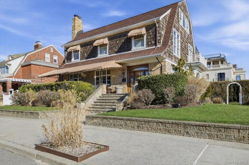 156 Beach 147th St, Rockaway Park, NY, 11694-1010 | Card Image