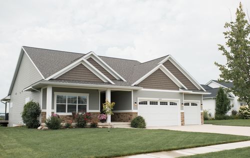 1845 Kenowa Ave Nw, Walker, MI, 49534-2149 | Card Image
