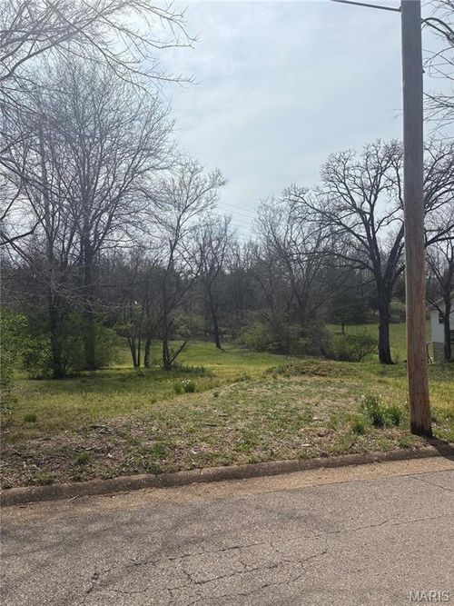303 Congress Street, Park Hills, MO, 63601 | Card Image