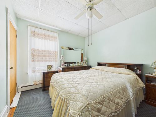 304 Cambridge St, Fall River, MA, 02721-2678 | Card Image