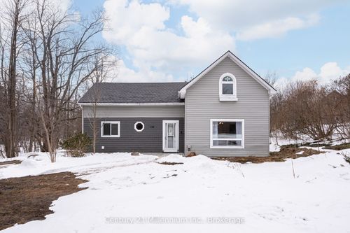 124 Main St, Lions Head, ON, N0H1W0 | Card Image