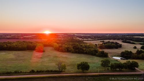 11 S Westminster Rd, Guthrie, OK, 73044 | Card Image