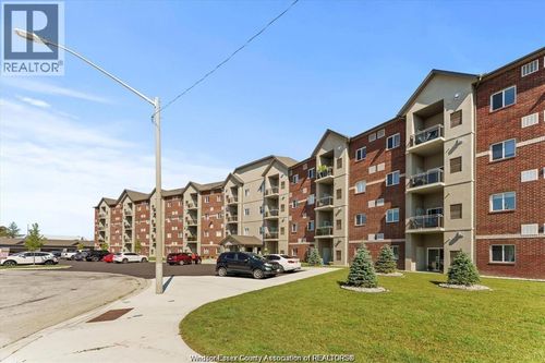 409-1888 Westview Park Blvd, Lasalle, ON, N9H0M1 | Card Image