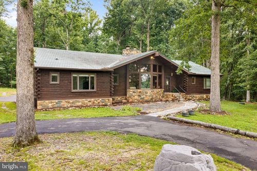 10904 Manley Rd, NOKESVILLE, VA, 20181-1506 | Card Image