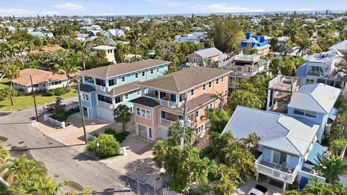 113 Aqua Ln, BRADENTON BEACH, FL, 34217 | Card Image