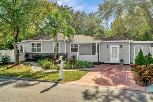 3002 W Alline Ave, TAMPA, FL, 33611-2716 | Card Image