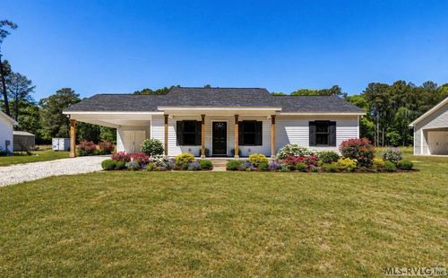 2085 Skippers Rd, Emporia, VA, 23847-6108 | Card Image