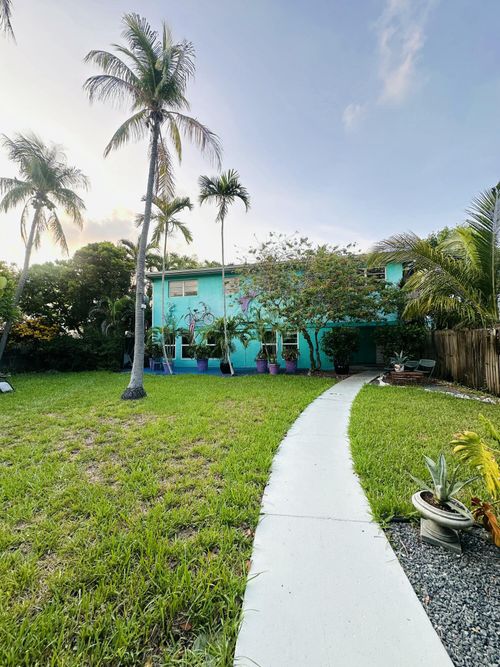 726 Eaton St, Key West, FL, 33040-6844 | Card Image