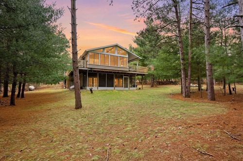 1008 Gem Avenue Avenue, Dell Prairie, WI, 53965 | Card Image