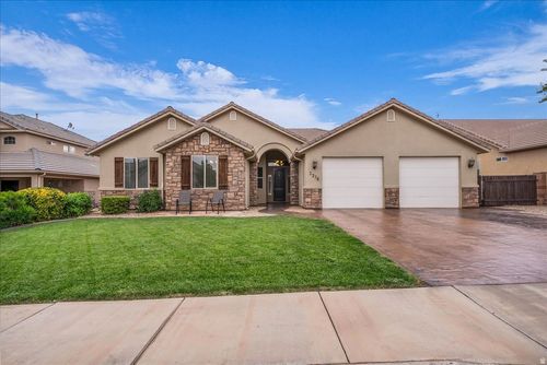 2376 S 2160 E, St. George, UT, 84790-7034 | Card Image
