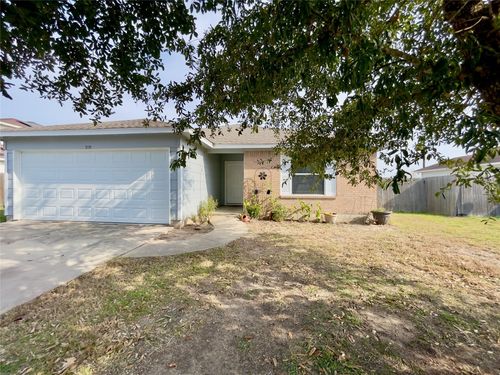 318 Mitchell Dr, Hutto, TX, 78634-4384 | Card Image