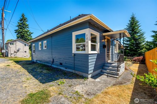 a-1711 12th St, Everett, WA, 98201-1534 | Card Image