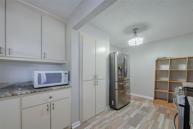 7027 Iowa Colony Blvd, House other with 6 bedrooms, 3 bathrooms and 2 parking in Iowa Colony TX | Image 15