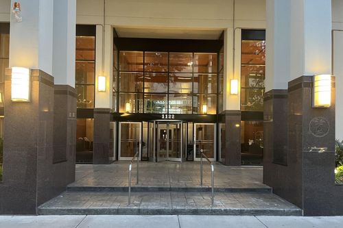 3606-1122 N Clark St, Chicago, IL, 60610-7897 | Card Image