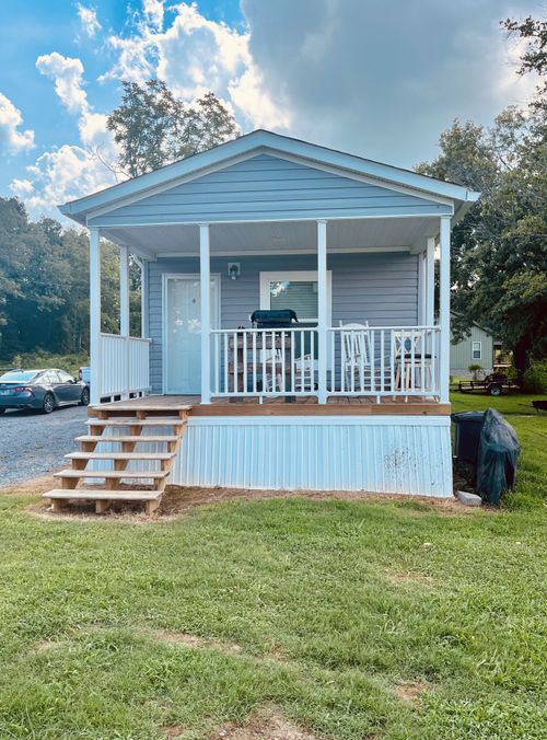 1896 Dibrell Lucky Rd, McMinnville, TN, 37110-4422 | Card Image