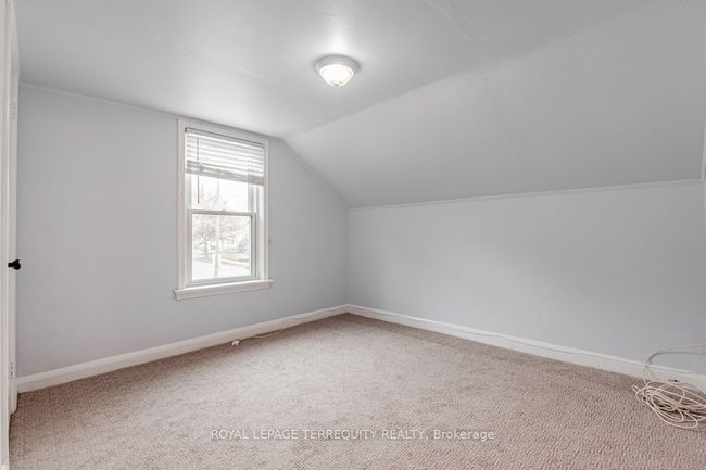 58 Main St N, House attached with 3 bedrooms, 1 bathrooms and 2 parking in Newmarket ON | Image 22