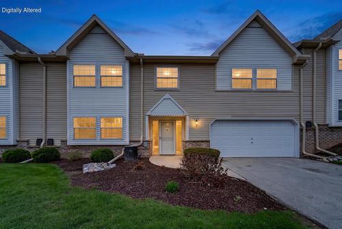 390 Dustin Drive, Brookfield, WI, 53045 | Card Image
