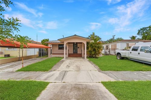 121 Sw 71st Ave, Miami, FL, 33144 | Card Image