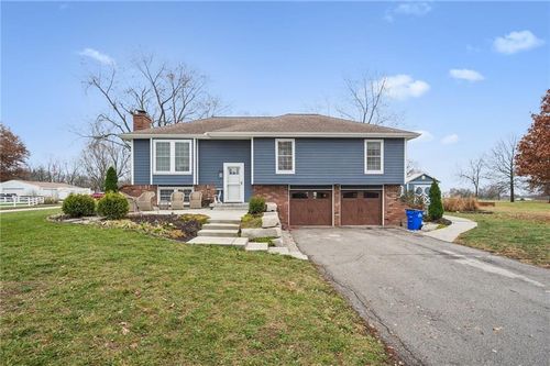 21121 S Cleveland Ave, Belton, MO, 64012-9009 | Card Image