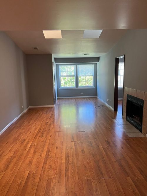 apt-202-1205 Wyndham Ct, Palatine, IL, 60074-7916 | Card Image