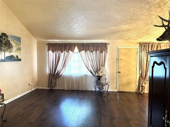8403 Swan Meadow Ln, House other with 3 bedrooms, 2 bathrooms and null parking in Humble TX | Image 4