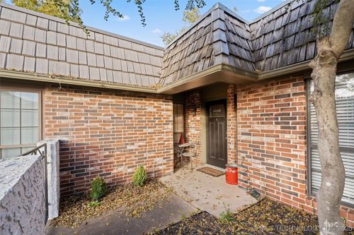 39-39 Se Shadow Lake Dr, Bartlesville, OK, 74006 | Card Image