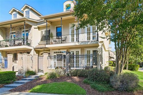 201 Rue Esplanade, Mandeville, LA, 70471-3081 | Card Image