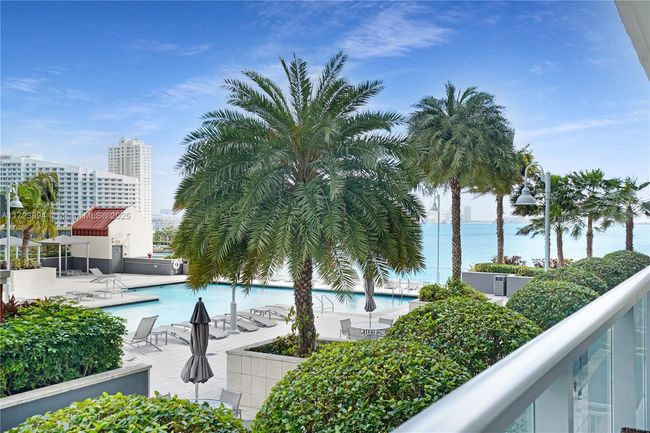 APT-704 - 1155 Brickell Bay Dr, Condo with 3 bedrooms, 2 bathrooms and null parking in Miami FL | Image 52