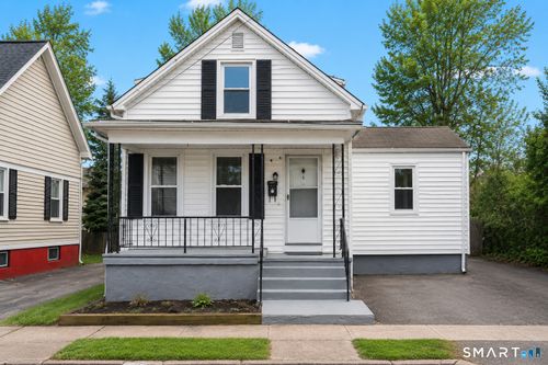 68 Whiting St, Hamden, CT, 06514-4927 | Card Image