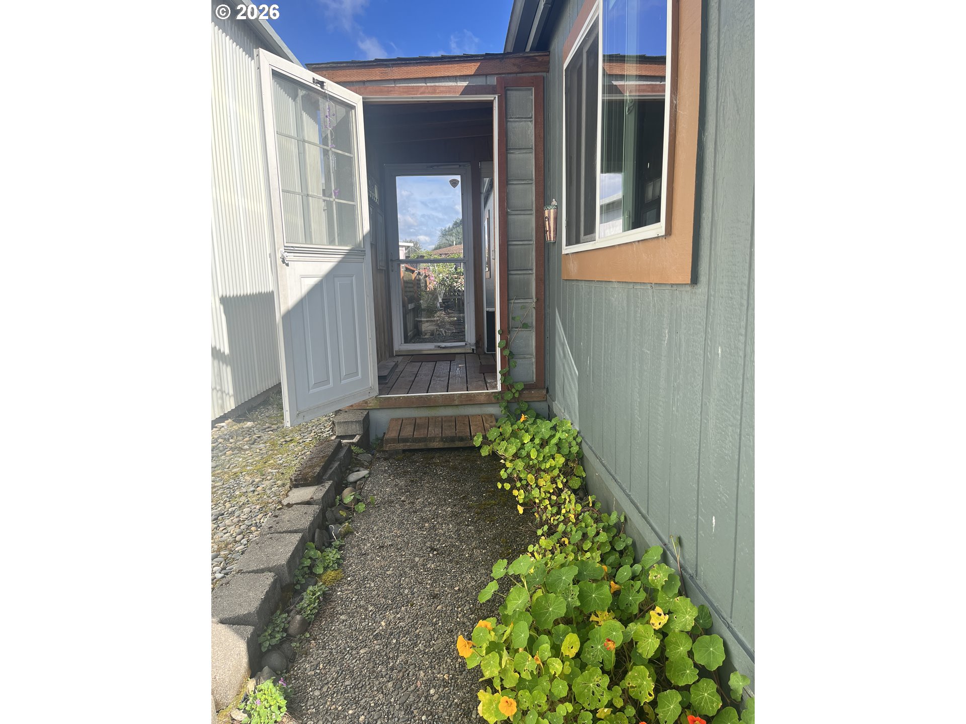 Residential in Reedsport 5
