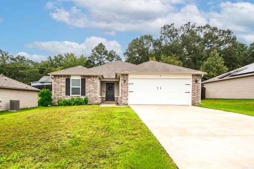 8 Avant Garde Dr, Little Rock, AR, 72204-5088 | Card Image