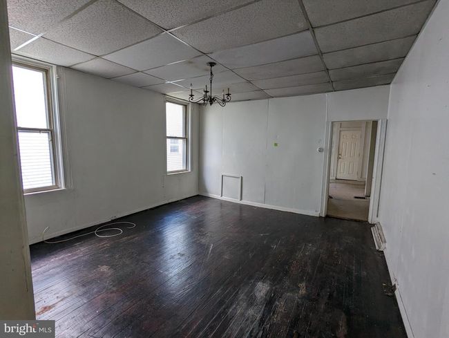 719 E 41 St St, Home with 3 bedrooms, 2 bathrooms and null parking in BALTIMORE MD | Image 4