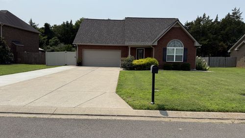 2409 Auldridge Dr, Christiana, TN, 37037-6661 | Card Image