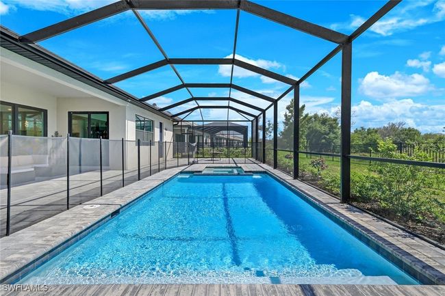 11030 Pebble Springs Run, House other with 3 bedrooms, 3 bathrooms and null parking in Fort Myers FL | Image 35