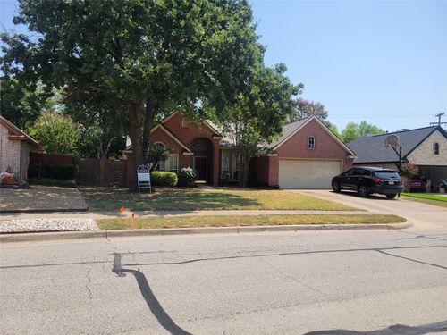 1817 Parkwood Dr, Grapevine, TX, 76051-7064 | Card Image