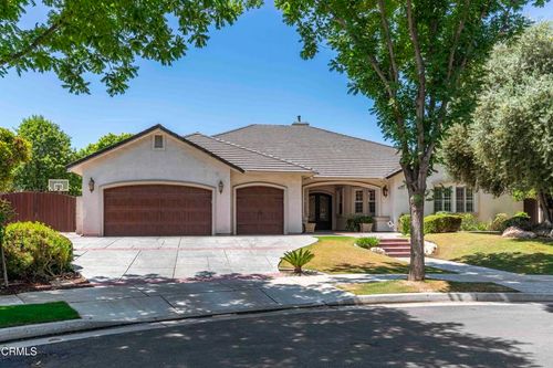 3007 Springbank Ct, Bakersfield, CA, 93311-8529 | Card Image