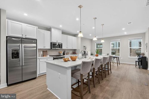 17454 Southern Shores Dr, DUMFRIES, VA, 22026-2896 | Card Image