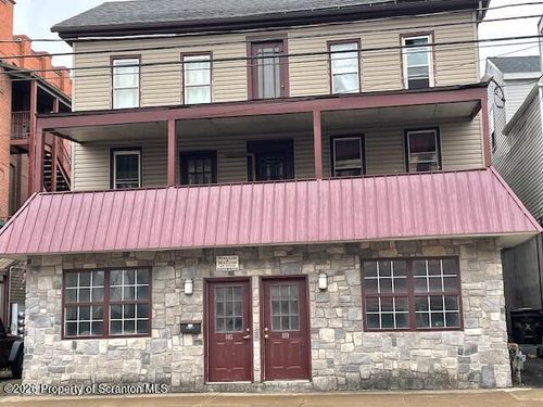 517 Cedar Ave, Scranton, PA, 18505-1107 | Card Image