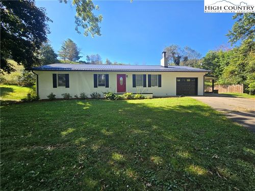 5218 S 226 Hwy, Bakersville, NC, 28705-7266 | Card Image