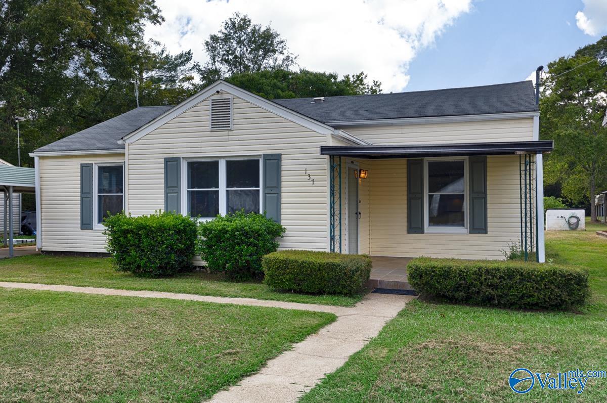 T E Mckinney Cir, Owens Cross Roads, AL 35763