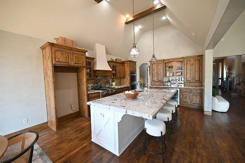 5808 Chateau Pl, Stillwater, OK, 74075-1257 | Card Image