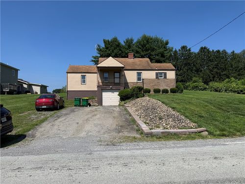 244 E Mcquistion Rd, Butler, PA, 16001-3472 | Card Image
