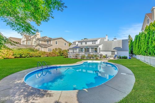 204 Washington Blvd, Sea Girt, NJ, 08750-3103 | Card Image