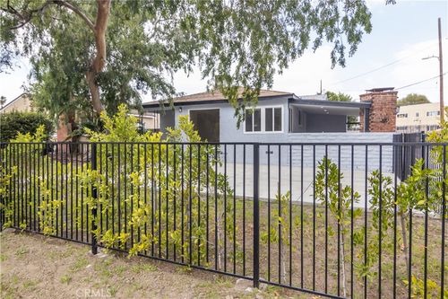 14701 Covello St, Van Nuys, CA, 91405-1489 | Card Image