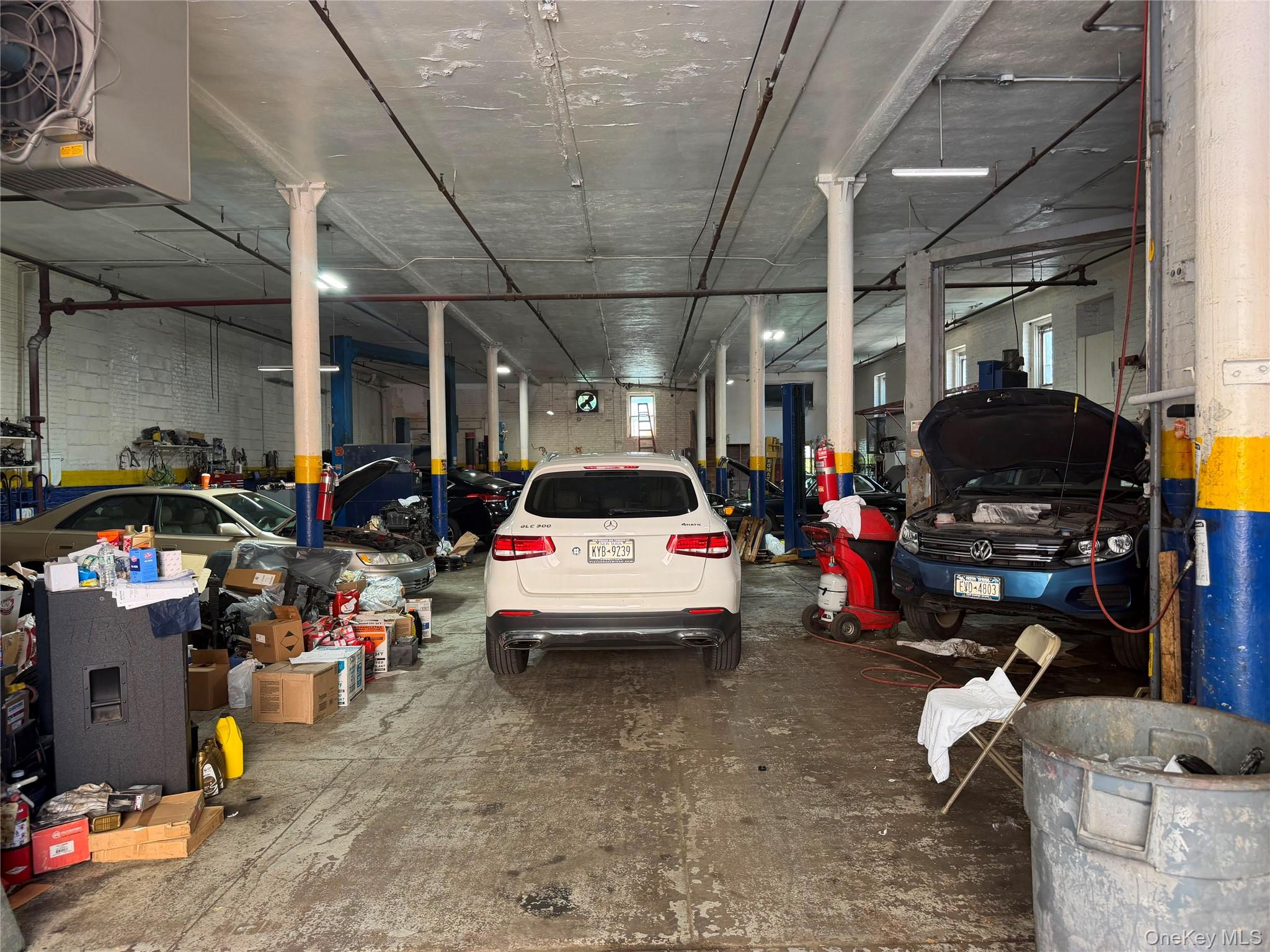 Commercial Sale in New York